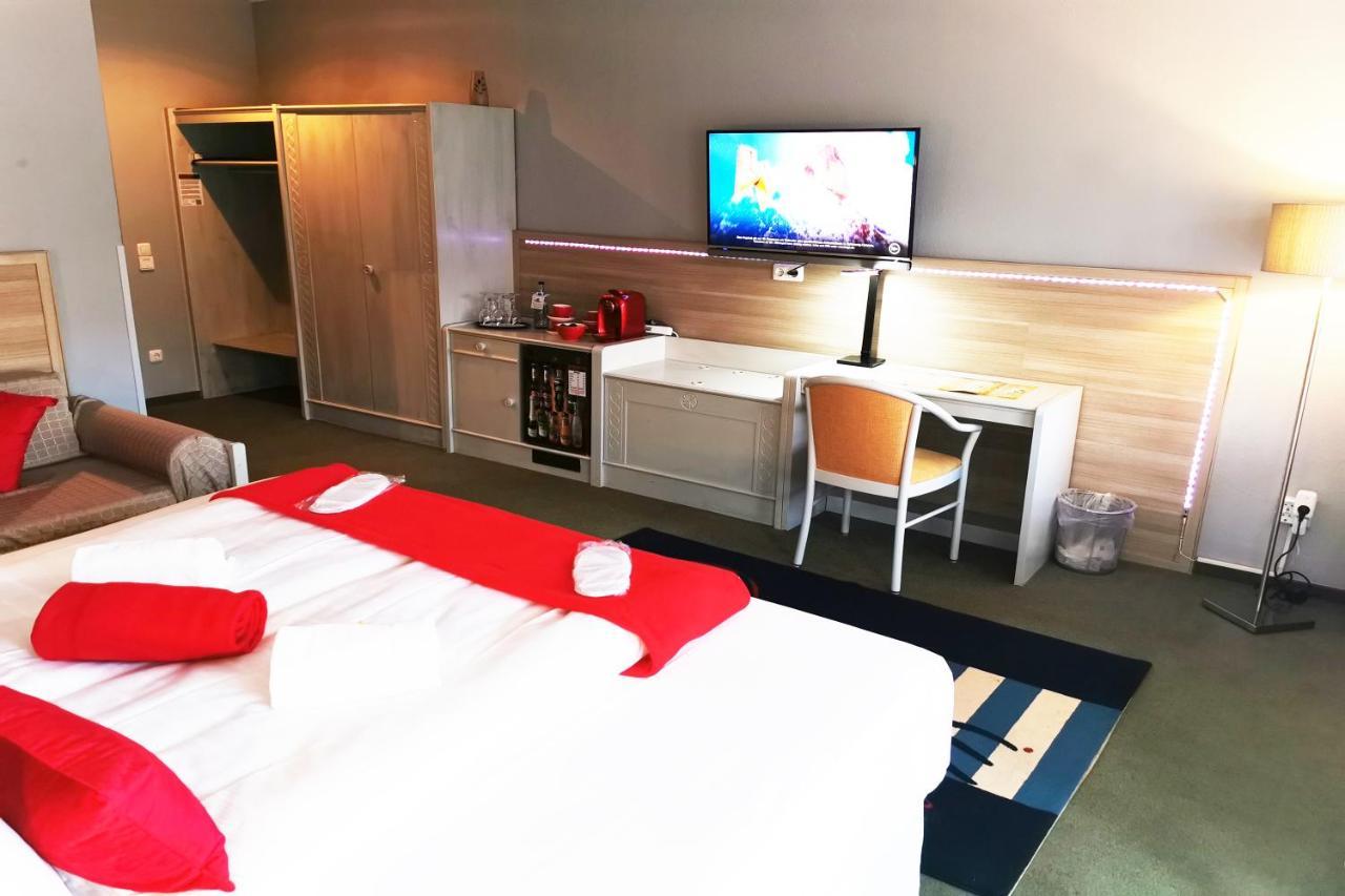 Hotel Brunnenhof Wilgartswiesen Eksteriør billede