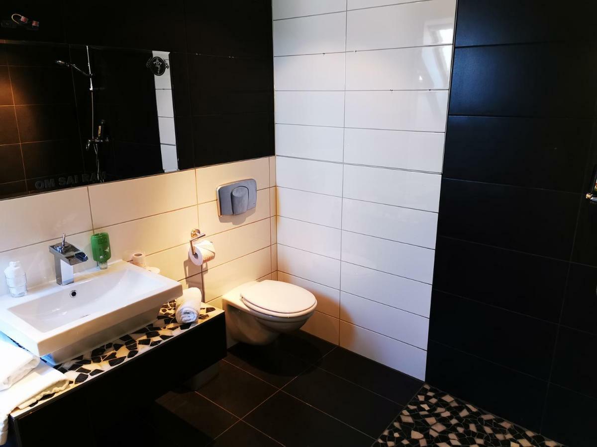 Hotel Brunnenhof Wilgartswiesen Eksteriør billede